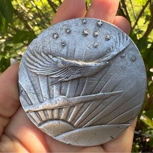 Vintage Round Silver Sunset Eagle Belt Buckle  2.5” USA Stars Patriotic